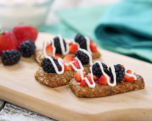 Berry and Yogurt Snack Bars