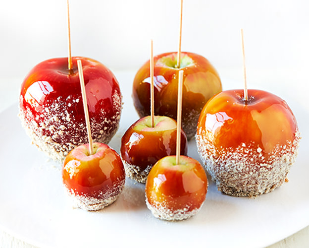 Cinnamon Heaven Candy Apples