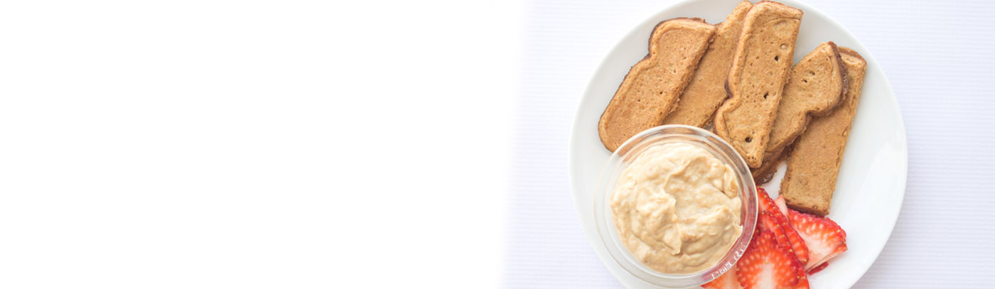 French Toast Sticks with Peanut Butter Dip